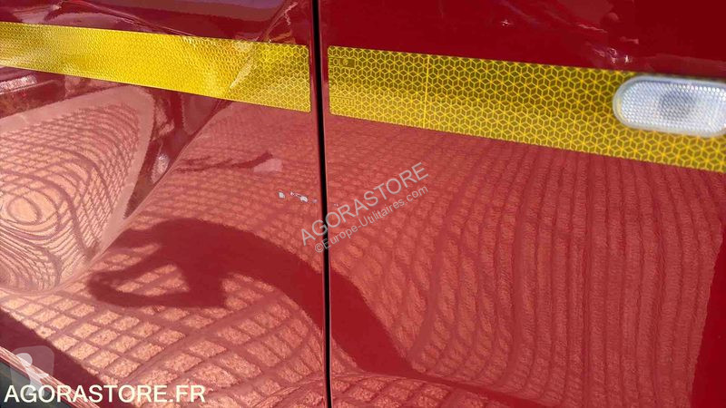 Лекотоварен автомобил Renault TRAFIC