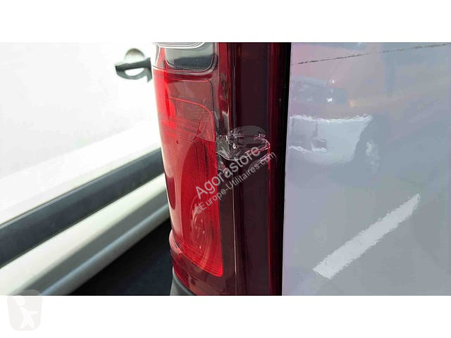 Лекотоварен автомобил Renault TRAFIC