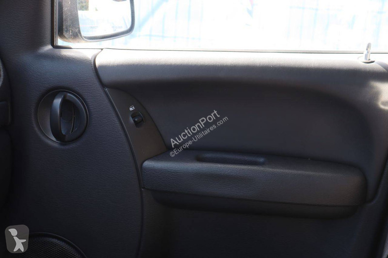 Furgoneta Jeep  LIBERTY SPORT