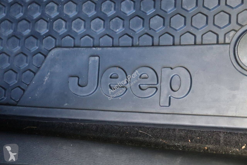 Furgoneta Jeep