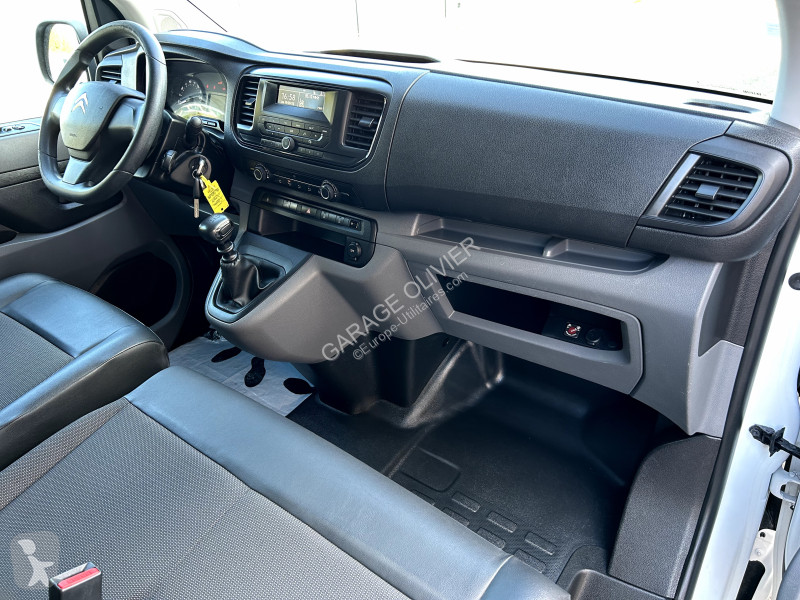 Коммерческий автомобиль Citroën M Bluehdi 120...
