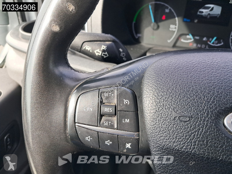 Užitkové vozidlo Ford Elektro 68kWh 317km WLTP...