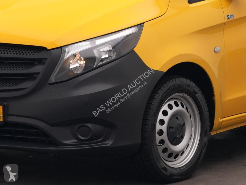 Furgoneta Mercedes