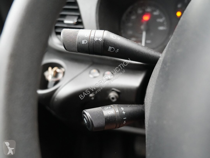 Furgoneta Iveco 35C14