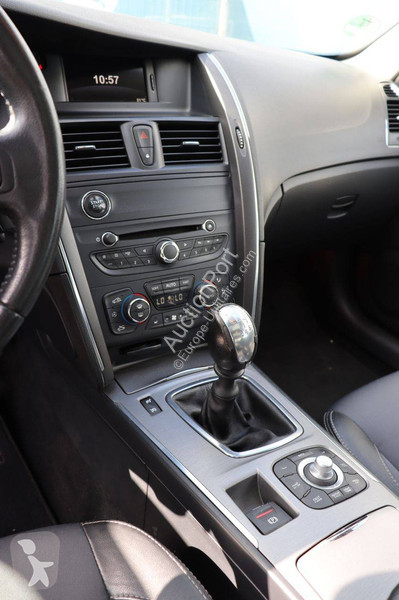 Haszongépjármű Renault  latitude