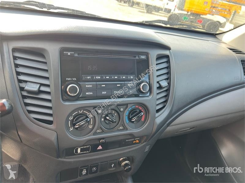 Veículo utilitário Mitsubishi