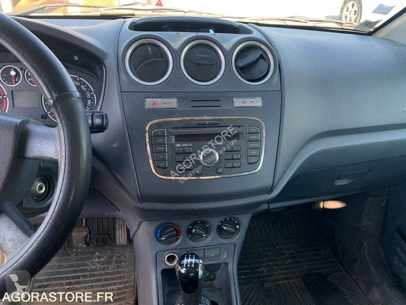 Véhicule utilitaire Ford T.CONNECT