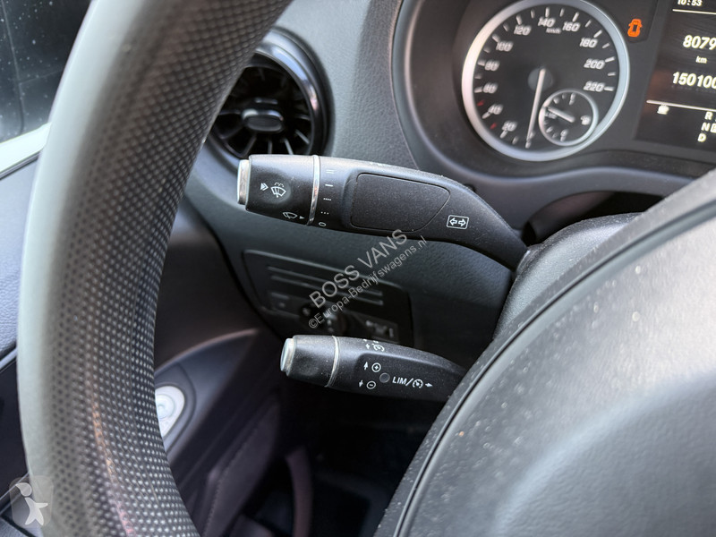 Véhicule utilitaire Mercedes 114 1.9 CDI DC L3...