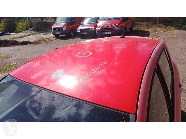 Коммерческий автомобиль Renault CLIO