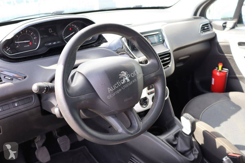 Peugeot  van