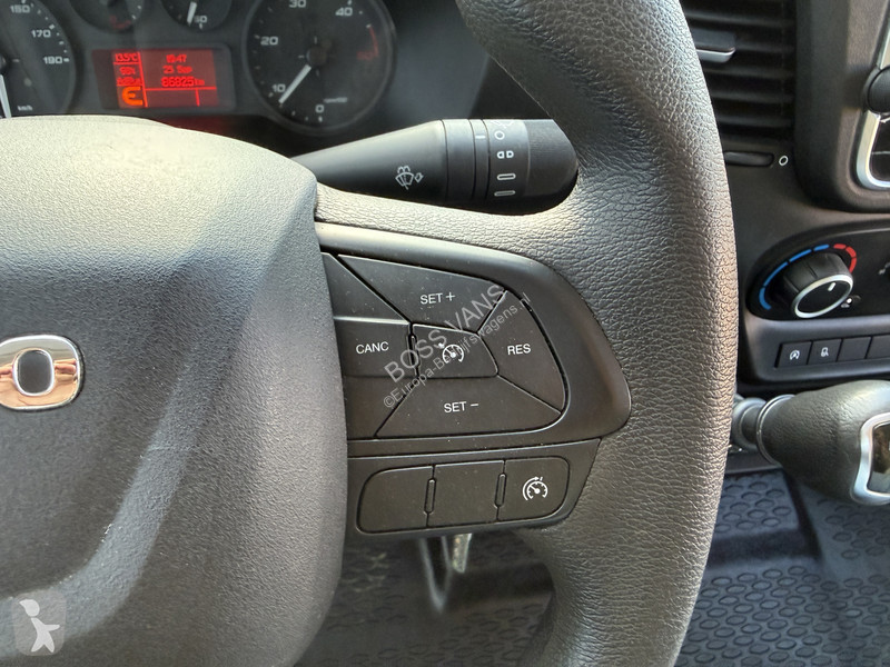 Iveco 35S14 2.3 140PK L2H2 Cruise Control 3.5t...