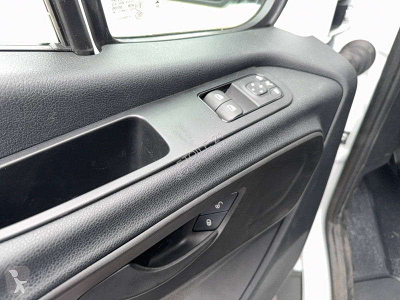Furgoneta Mercedes SPRINTER CHASSIS CAB 515 CDI...