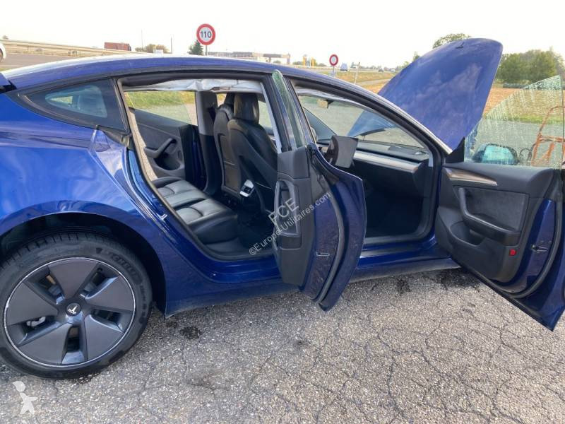 Véhicule utilitaire Tesla