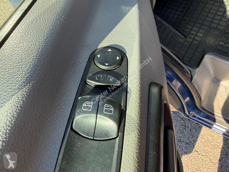 Véhicule utilitaire Mercedes 313 CDI 6 Sitze...