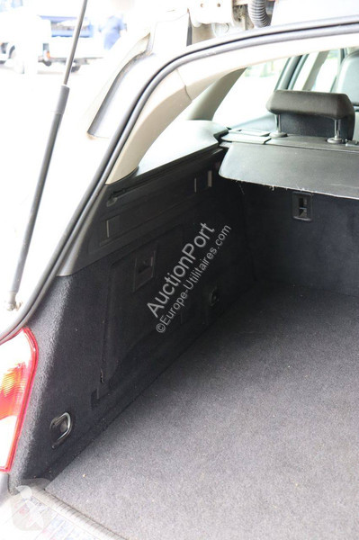 Véhicule utilitaire Opel Sports SW