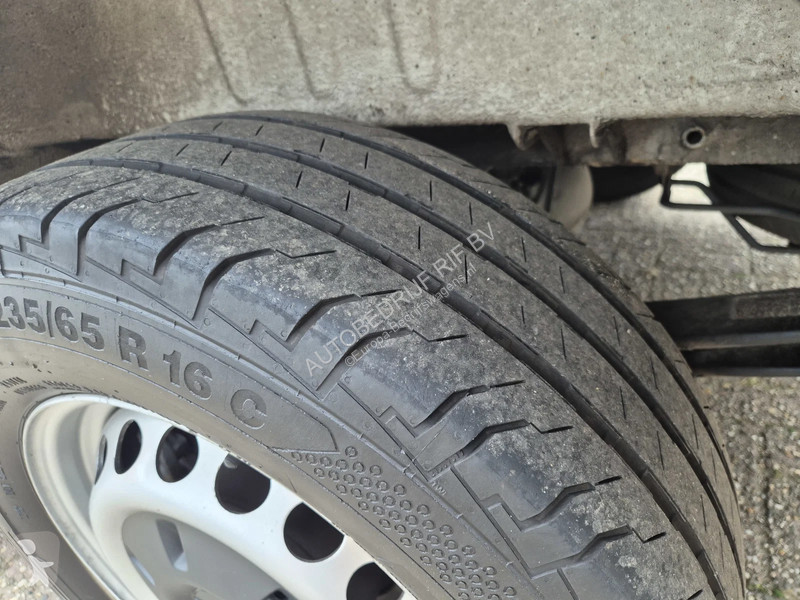 Véhicule utilitaire Mercedes 316 CDI/ L2H1/Aut/...