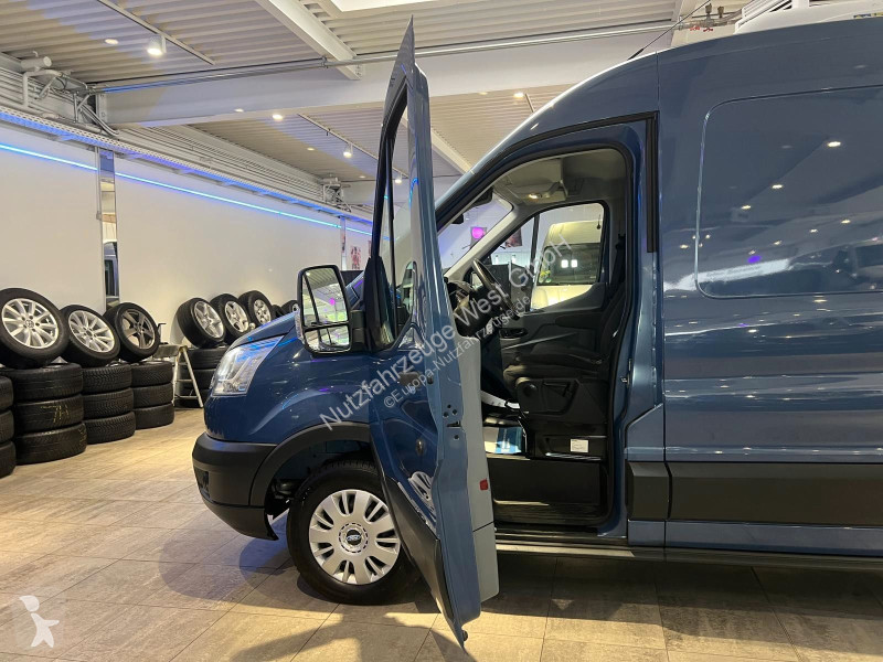 Véhicule utilitaire Ford Kühlwagen...