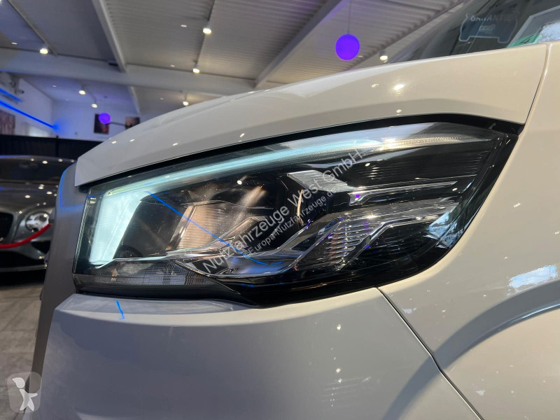 Véhicule utilitaire Maxus 9...
