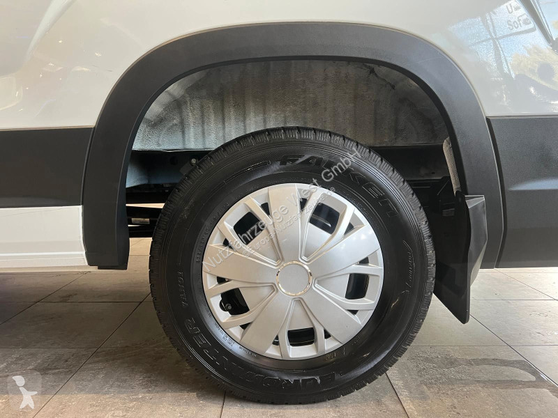 Véhicule utilitaire Maxus 9 L3H2...