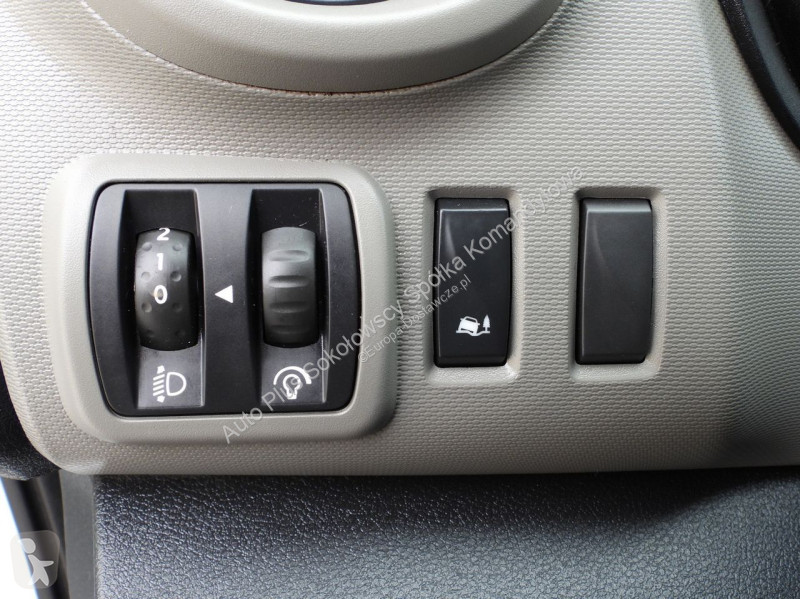 Véhicule utilitaire Renault  TRAFIC