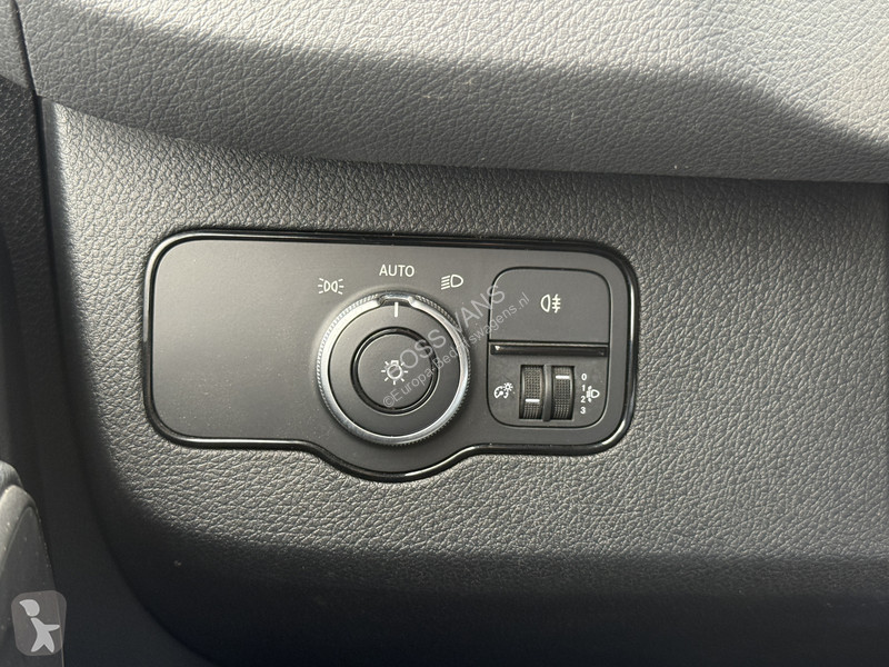 Mercedes 314 2.2 140PK Automaat L2H2 Climate...