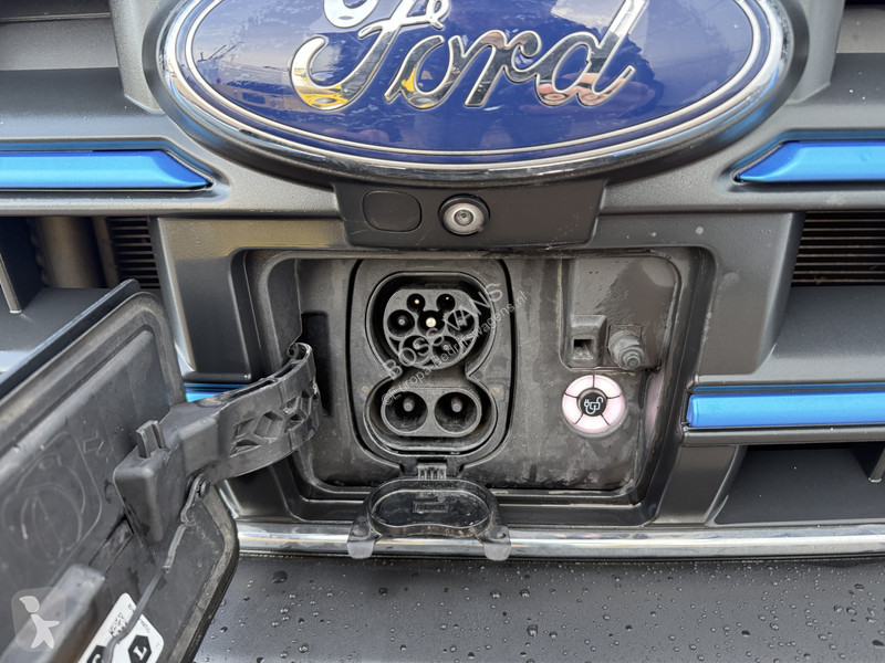 Véhicule utilitaire Ford e 68kWh 184PK E-