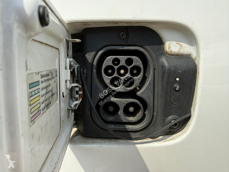 Véhicule utilitaire Volkswagen e 37kWh 113PK E-