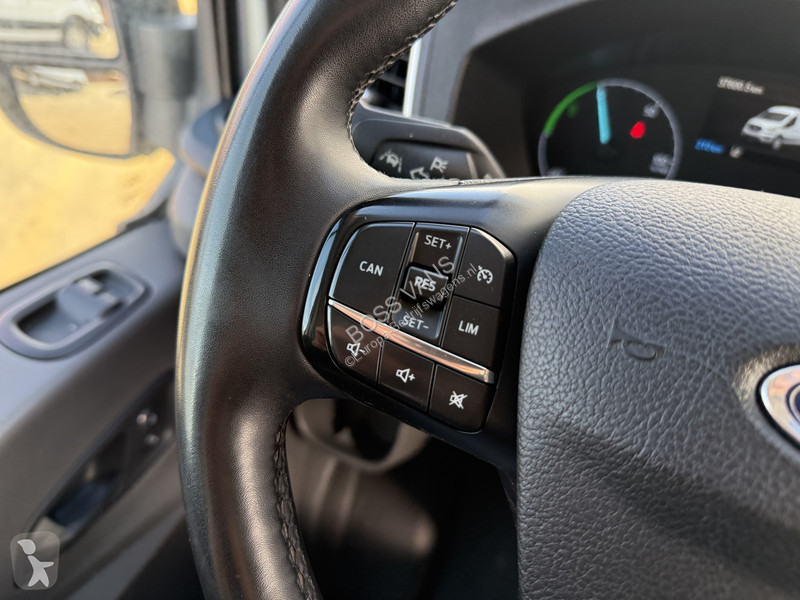 Véhicule utilitaire Ford e 68kWh 184PK E-