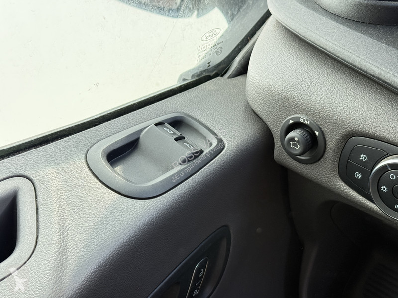 Véhicule utilitaire Ford 2.0 TDCI 130PK