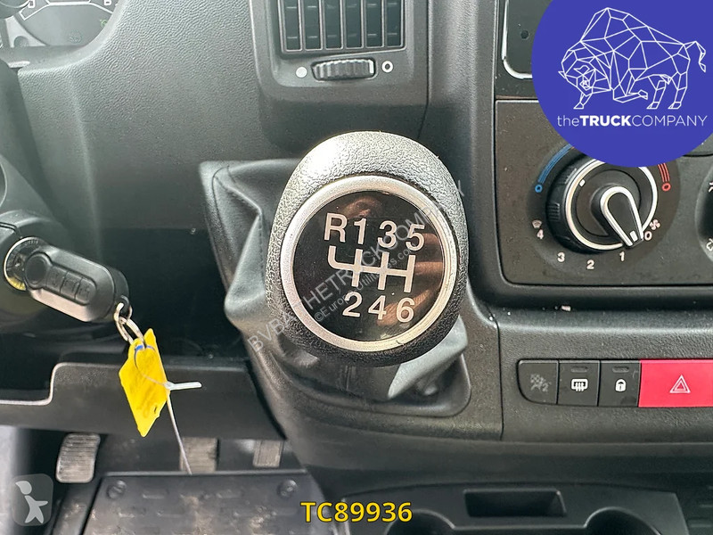 Véhicule utilitaire Opel 2.2 CDTI L4H2