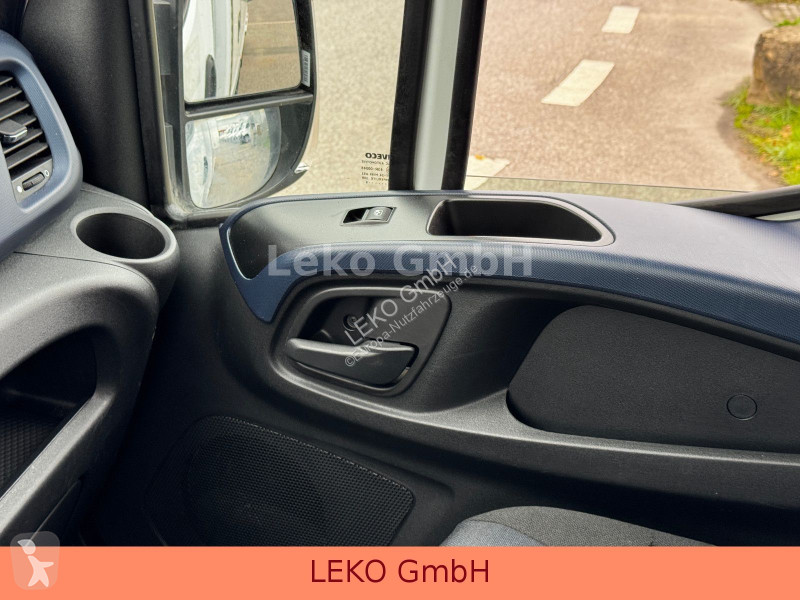 Iveco 35C14 van