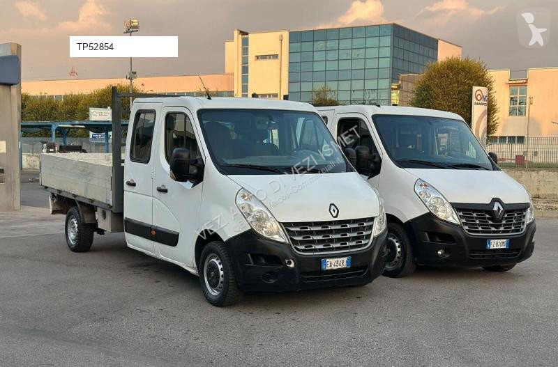 Renault master van