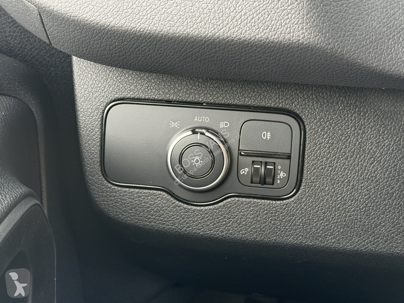 Bedrijfswagen Mercedes 215 1.9 CDI Automaat...