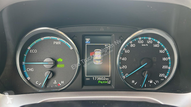 Toyota (HYBRID / AUTOMATIC GEARBOX / BOITE AUTO...