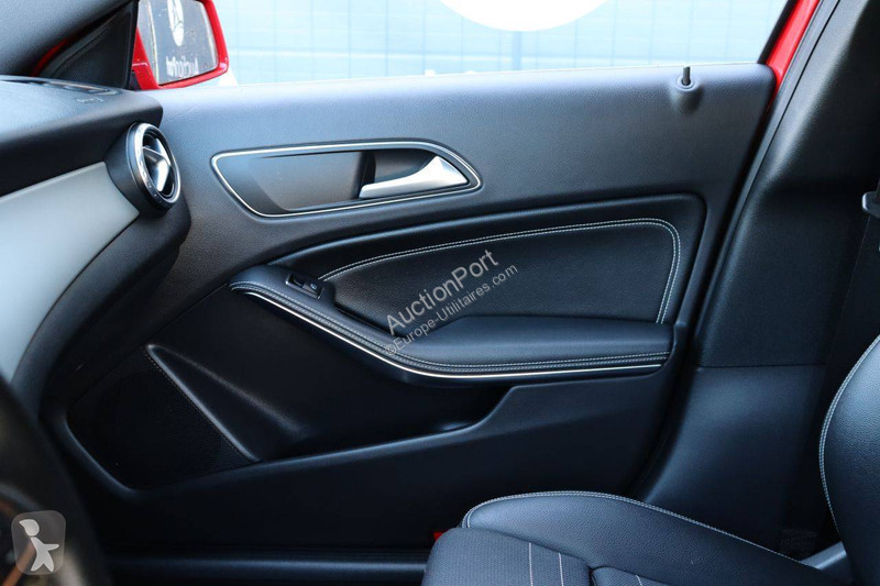 Bedrijfswagen Mercedes D GLA