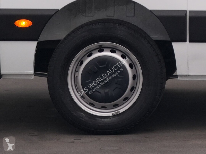 Furgoneta Renault 135PK