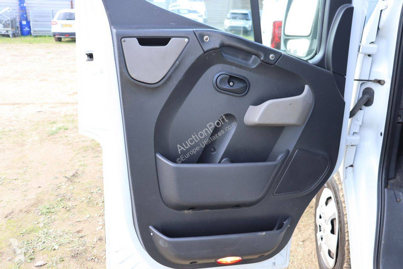 Véhicule utilitaire Opel