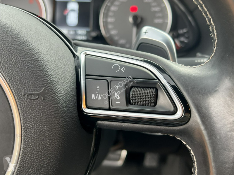 Véhicule utilitaire Audi SQ5