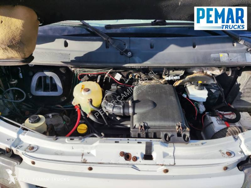 Furgoneta Nissan