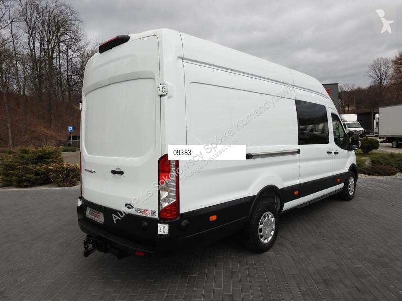 Véhicule utilitaire Ford TRANSIT FURGON...