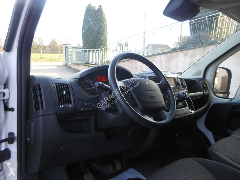 Bedrijfswagen Peugeot 333 L2H2 2.2 Bluehdi 140...