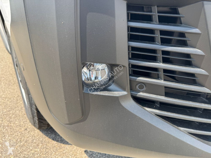 Veicolo commerciale Peugeot XL BLUEHDI 145 S&S...