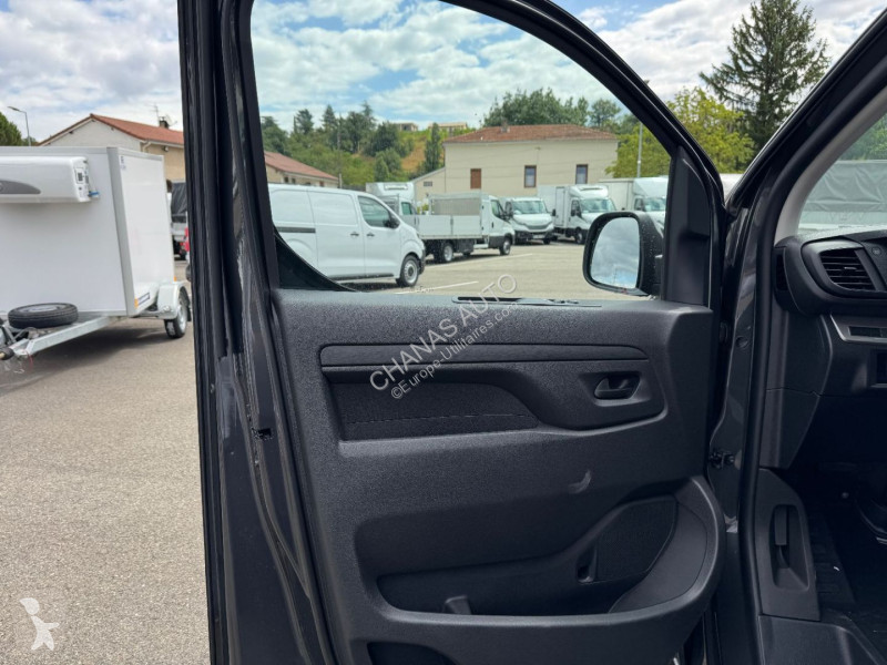 Užitkové vozidlo Peugeot XL 2.0 BLUEHDI 180 EAT8
