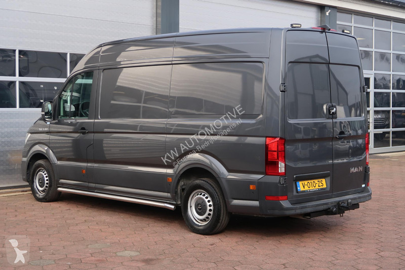 Autoutilitară MAN 35 2.0 L3H3 AUT/ CAMERA/ LED/...
