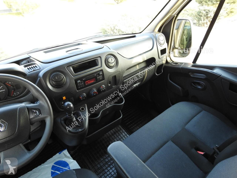 Véhicule utilitaire Renault MASTER FURGON...