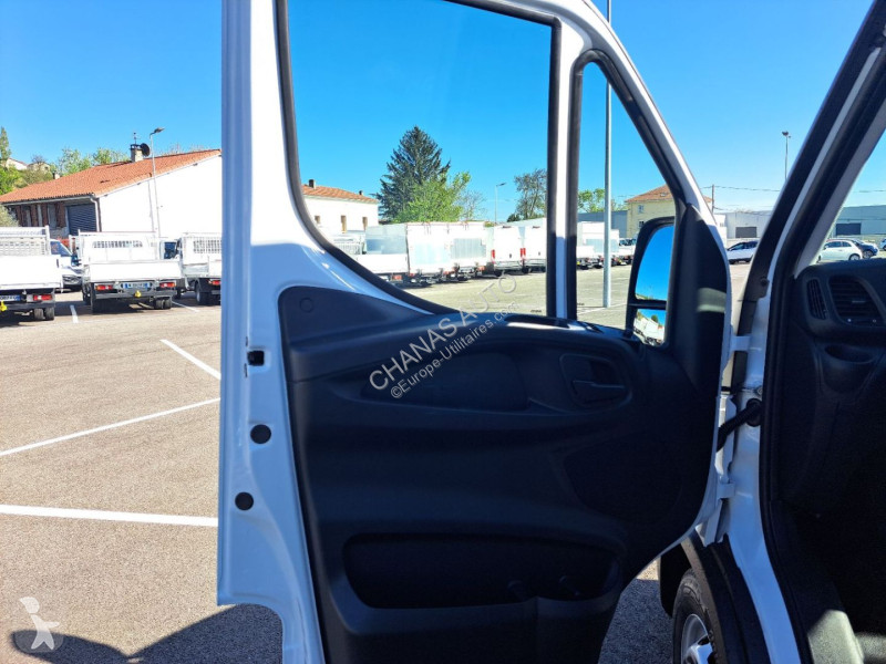 Furgoneta Iveco