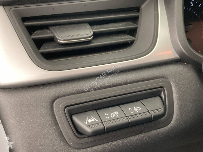 Veículo utilitário Renault Captur TCe 90