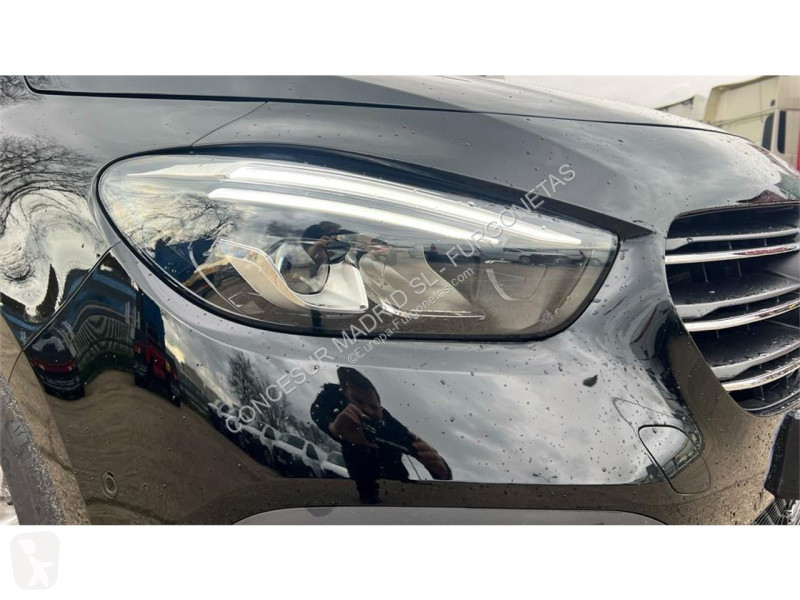 Užitkové vozidlo Mercedes 180 d