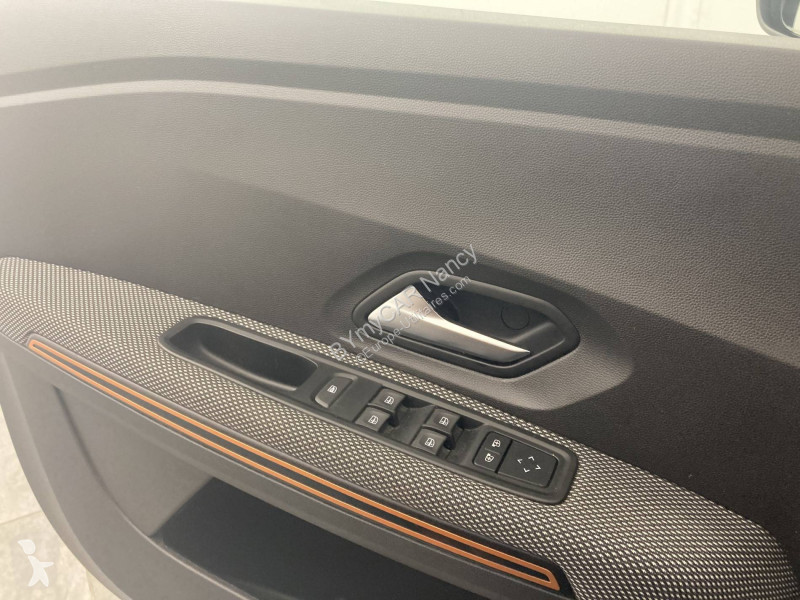 Veicolo commerciale Dacia Sandero ECO-G 100