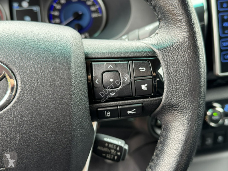 Autoutilitară Toyota Hilux